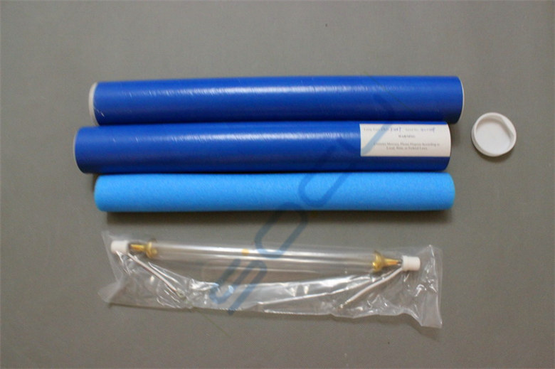 AA020-2型號(hào)uv燈的外包裝采用圓筒包裝